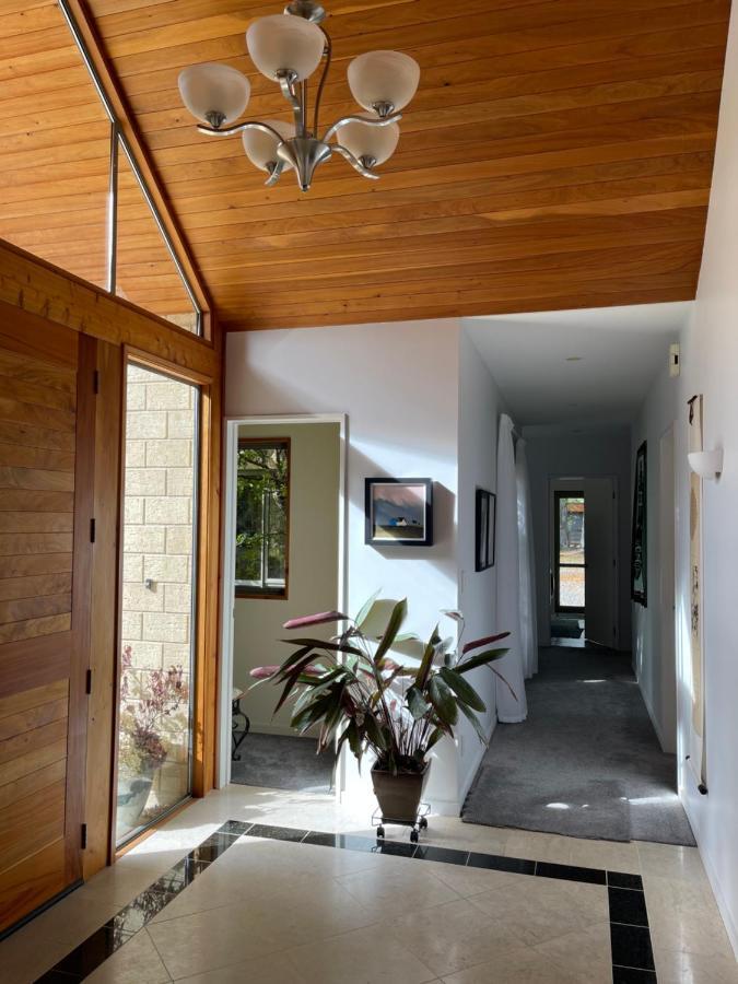 Rose & Stream Retreat Apartment Waikuku Bagian luar foto