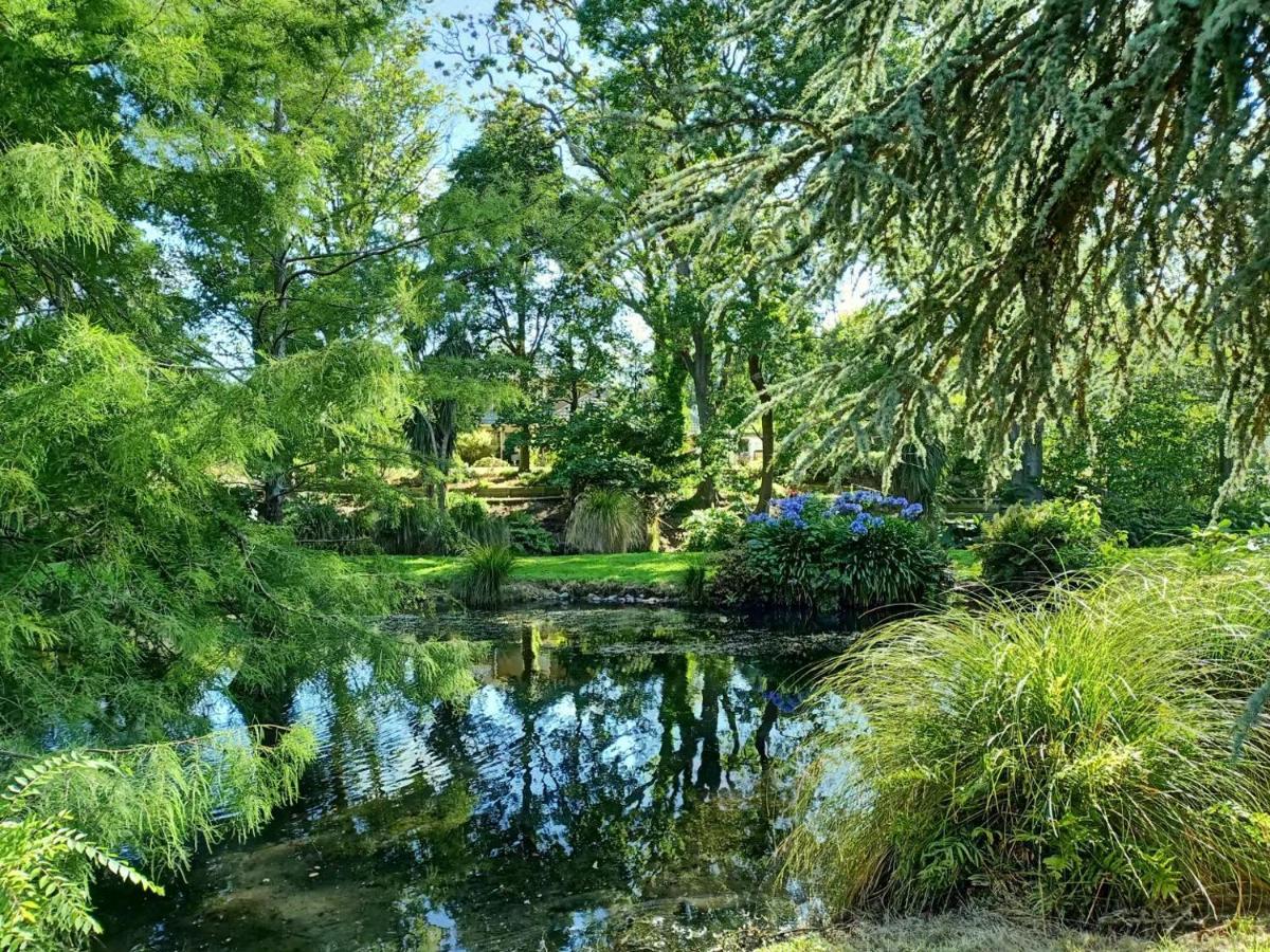Rose & Stream Retreat Apartment Waikuku Bagian luar foto